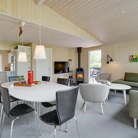 Akkar - 1-8km From The Sea By Interhome * ブラーバンド