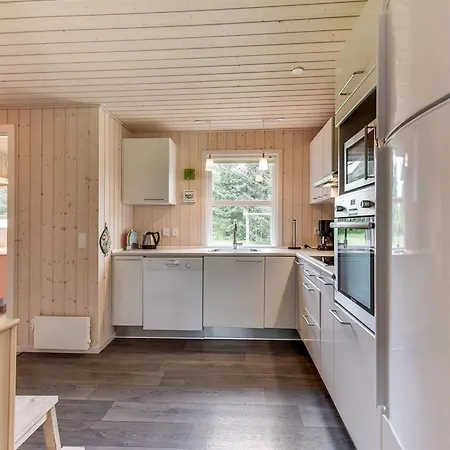 別荘 Akkar - 1-8km From The Sea By Interhome *