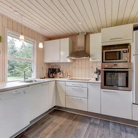Akkar - 1-8km From The Sea By Interhome