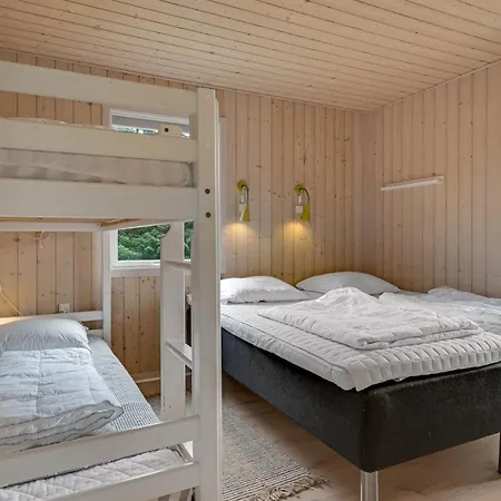 Akkar - 1-8km From The Sea By Interhome Feriehus